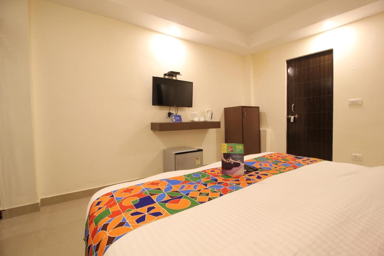 Kelvish Hotel