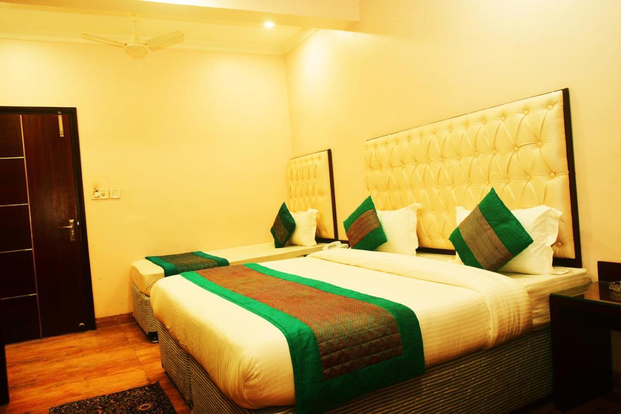 Hotel Kabeer New @ New Railway Station 3*