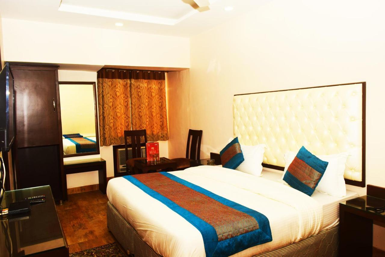 Kabeer New @ New Railway Station Hotel Delhi (National Capital Territory of India)