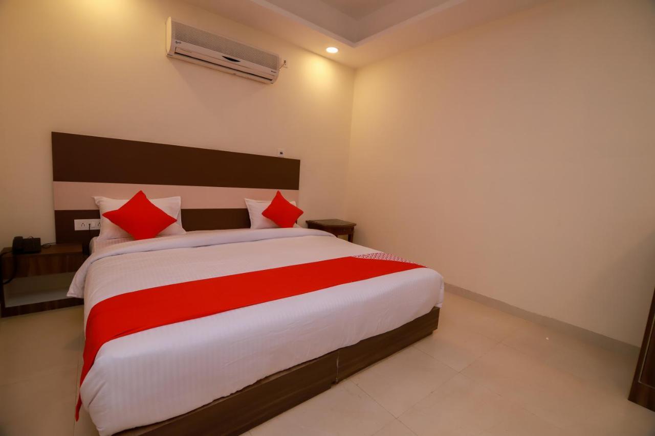 Hotel Ascent 3*