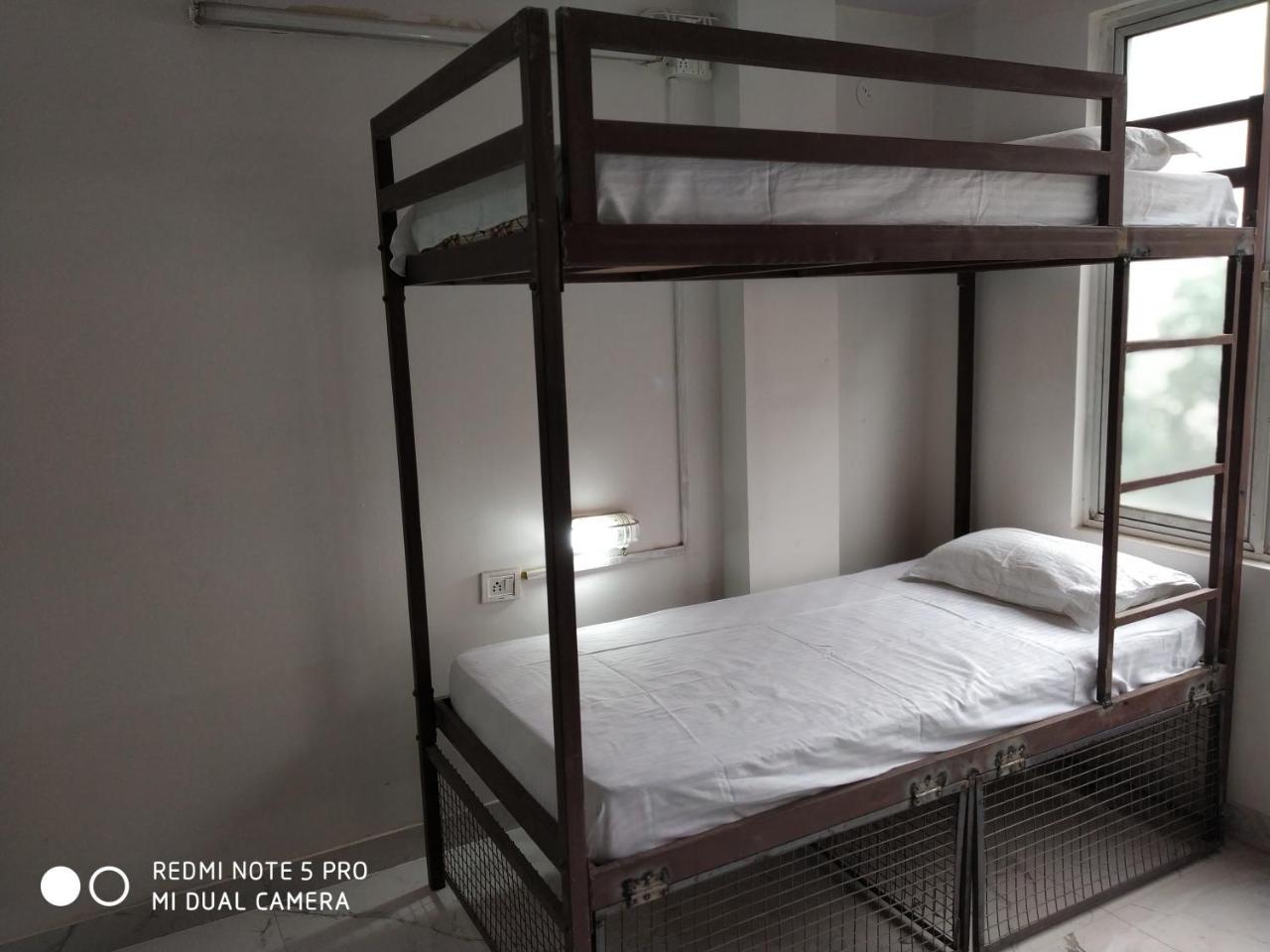 Travellers Paradise Hostel New Delhi