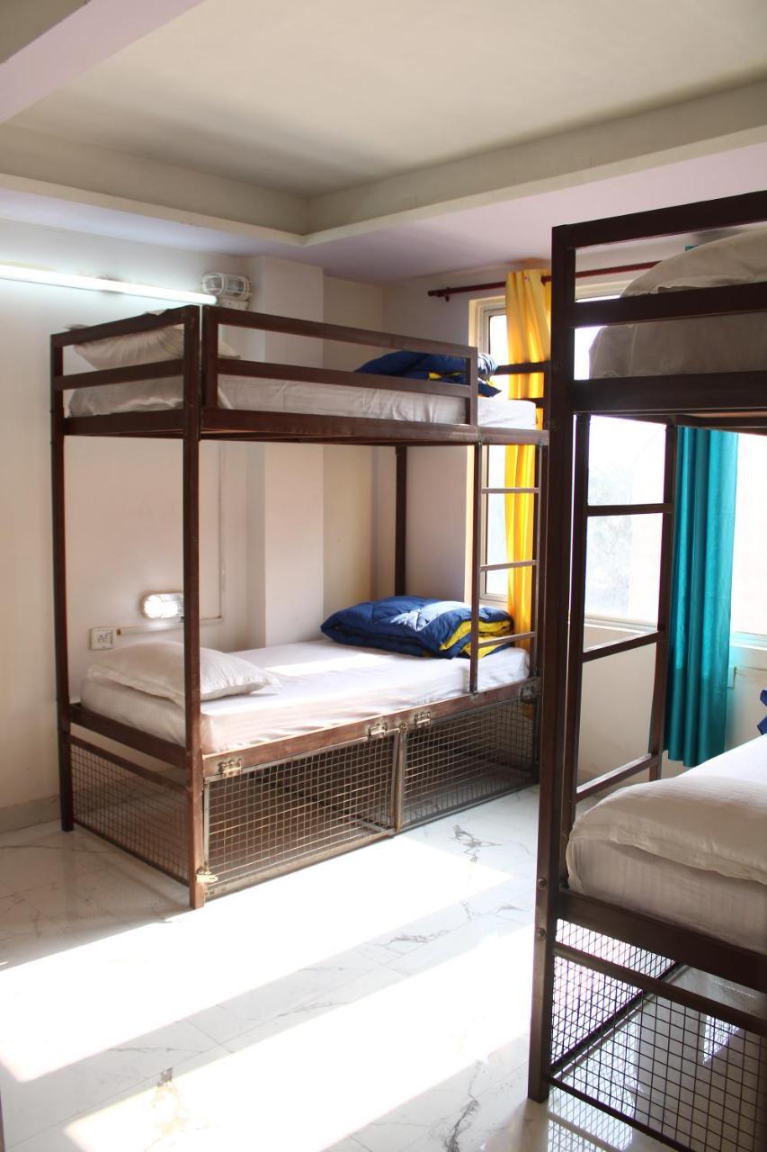 Travellers Paradise New Delhi
