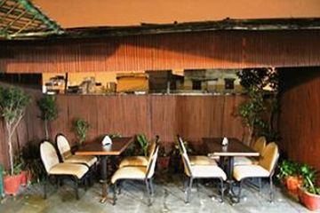 Hotel Capital O 2382 White House Continental 3*