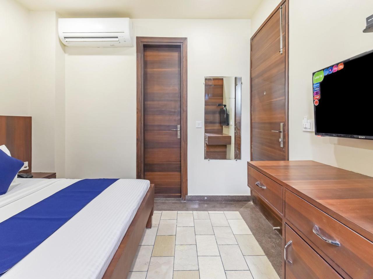 Fabexpress Marigold I Hotel New Delhi