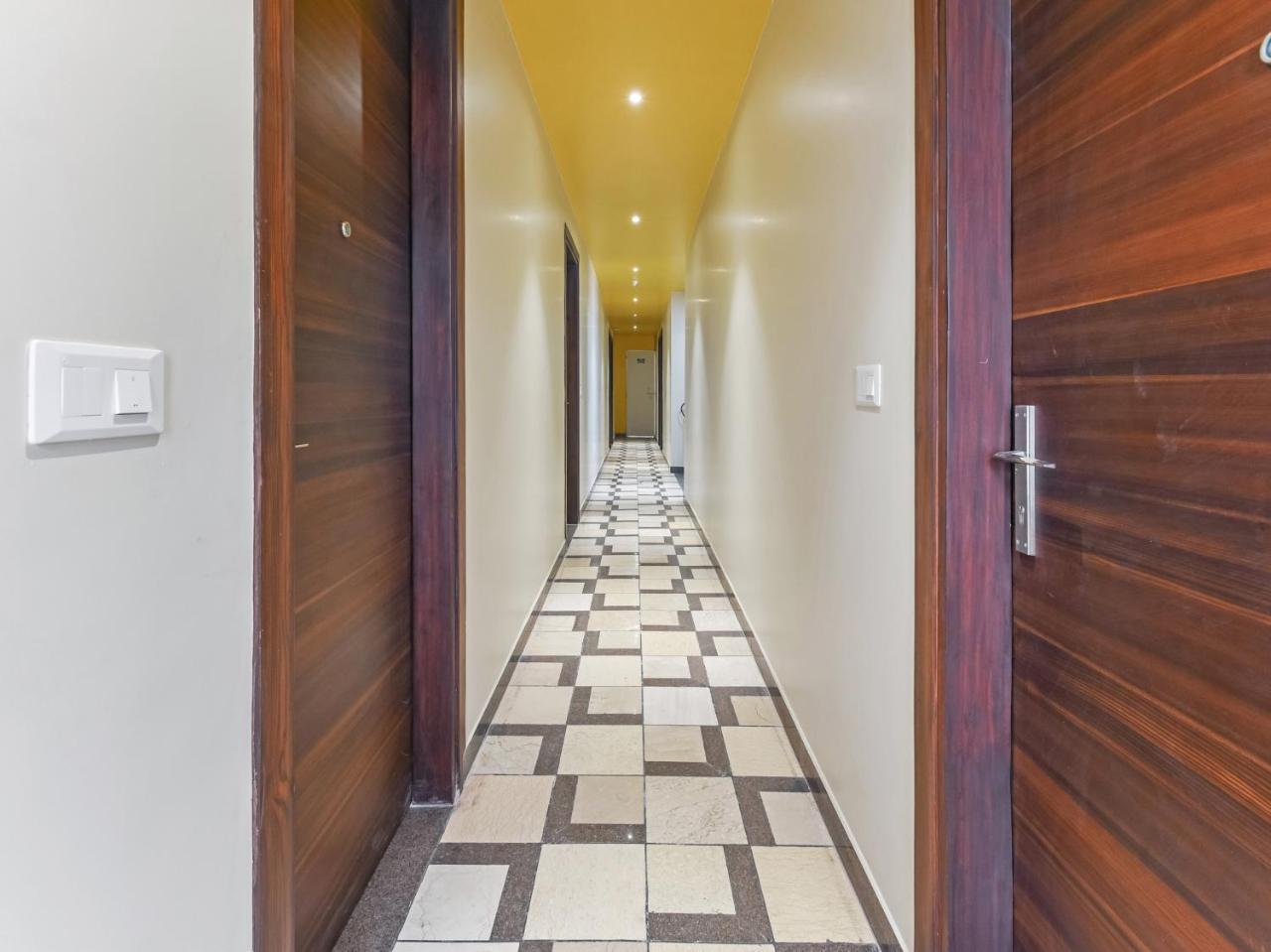 Hotel Fabexpress Marigold I New Delhi