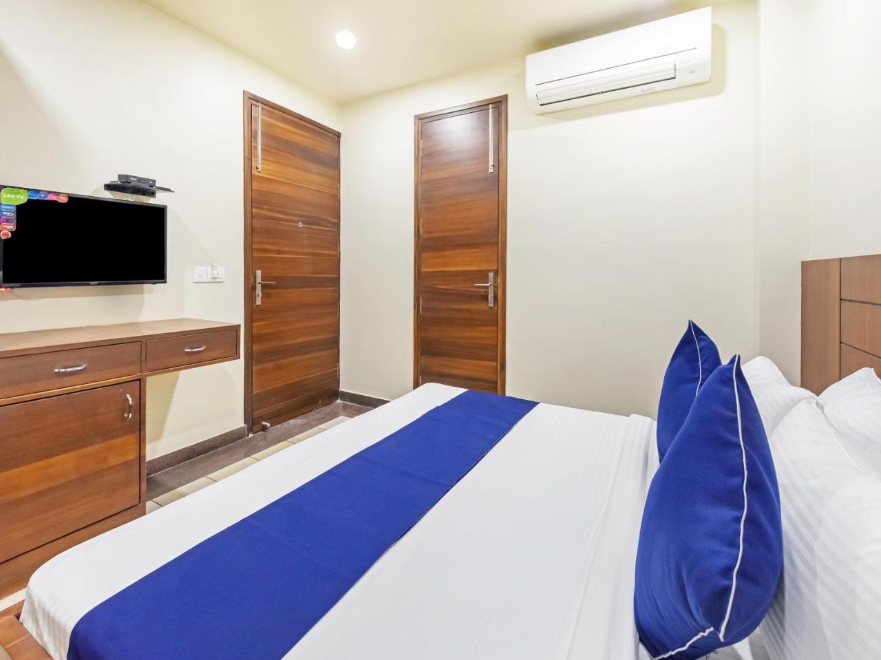 Hotel Fabexpress Marigold I New Delhi