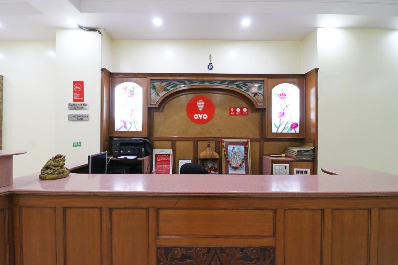 Oyo 6188 Rossette New Delhi