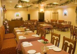 Hanuwant Palace Hotel