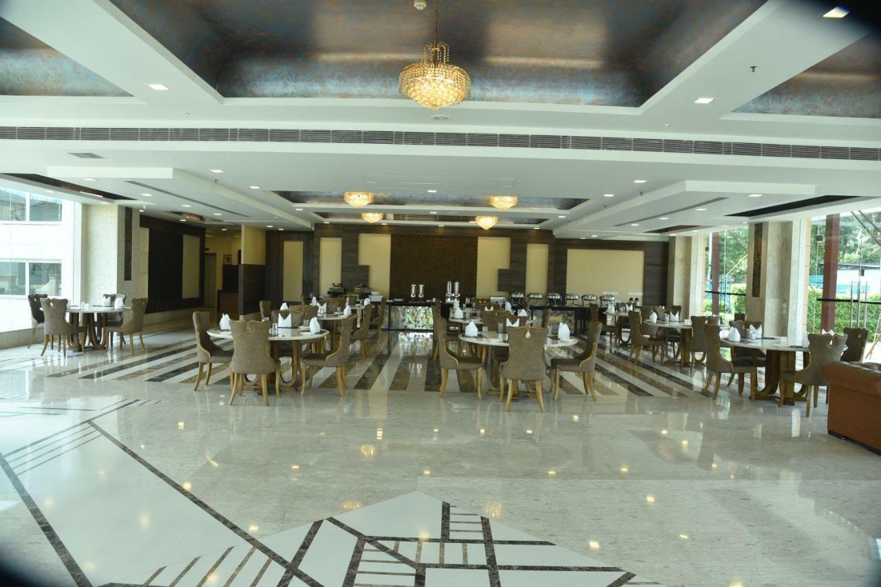 Opulent By Udman Chhattarpur Hotel New Delhi