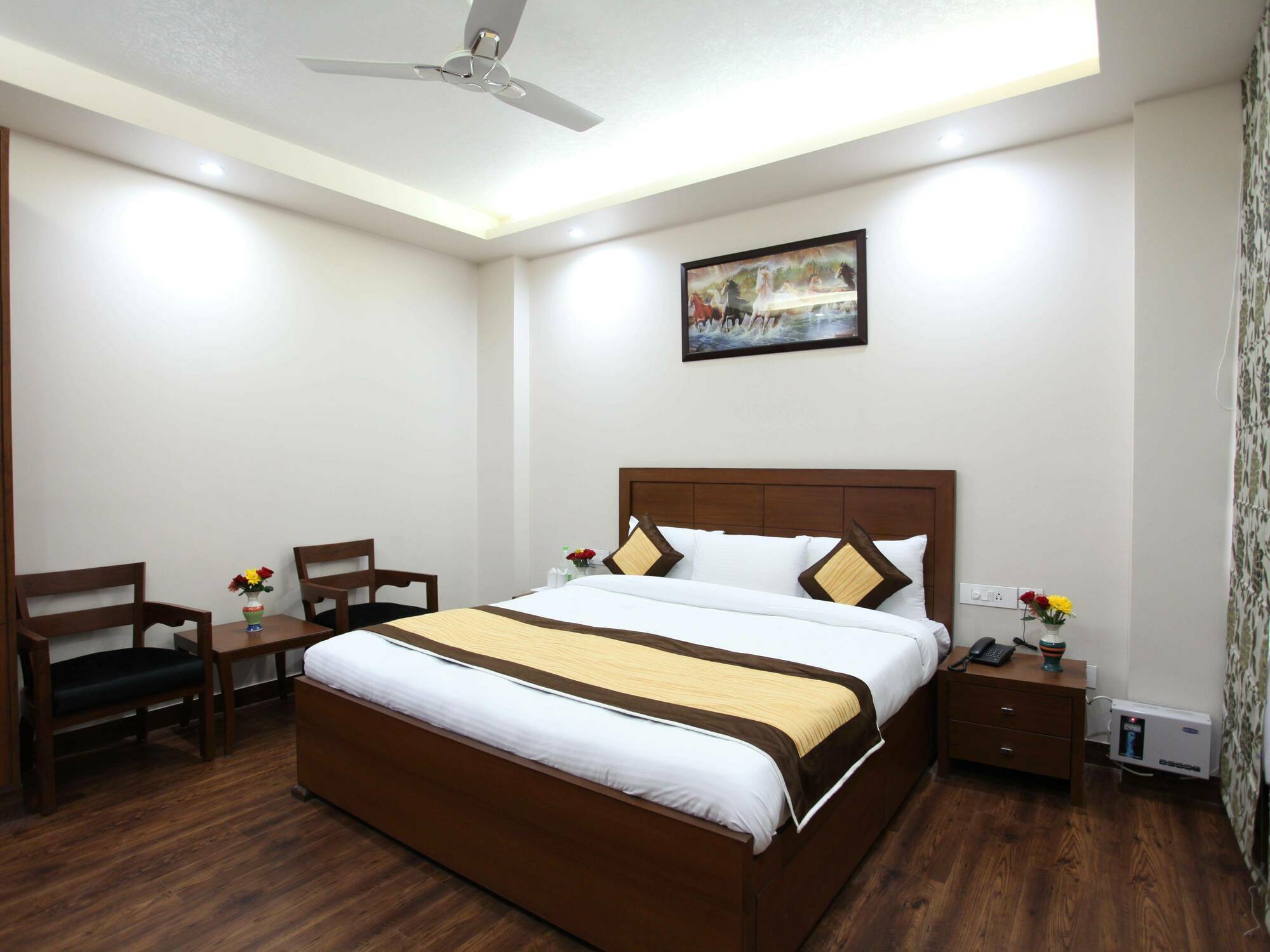 Hotel H.C Grand New Delhi