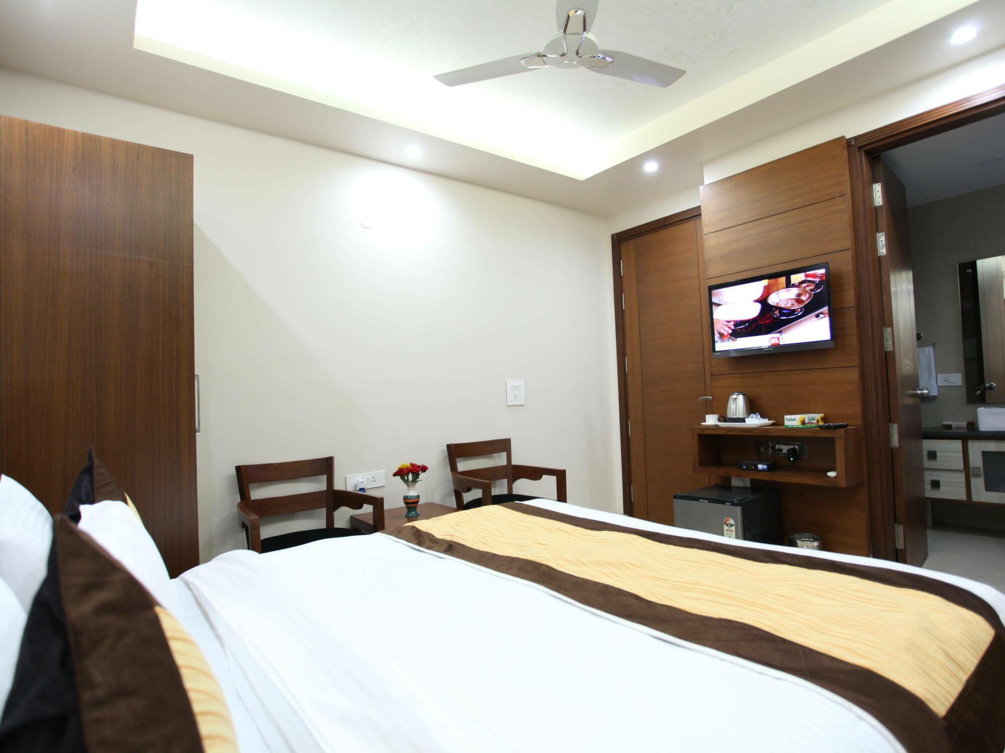 Hotel H.C Grand 3*