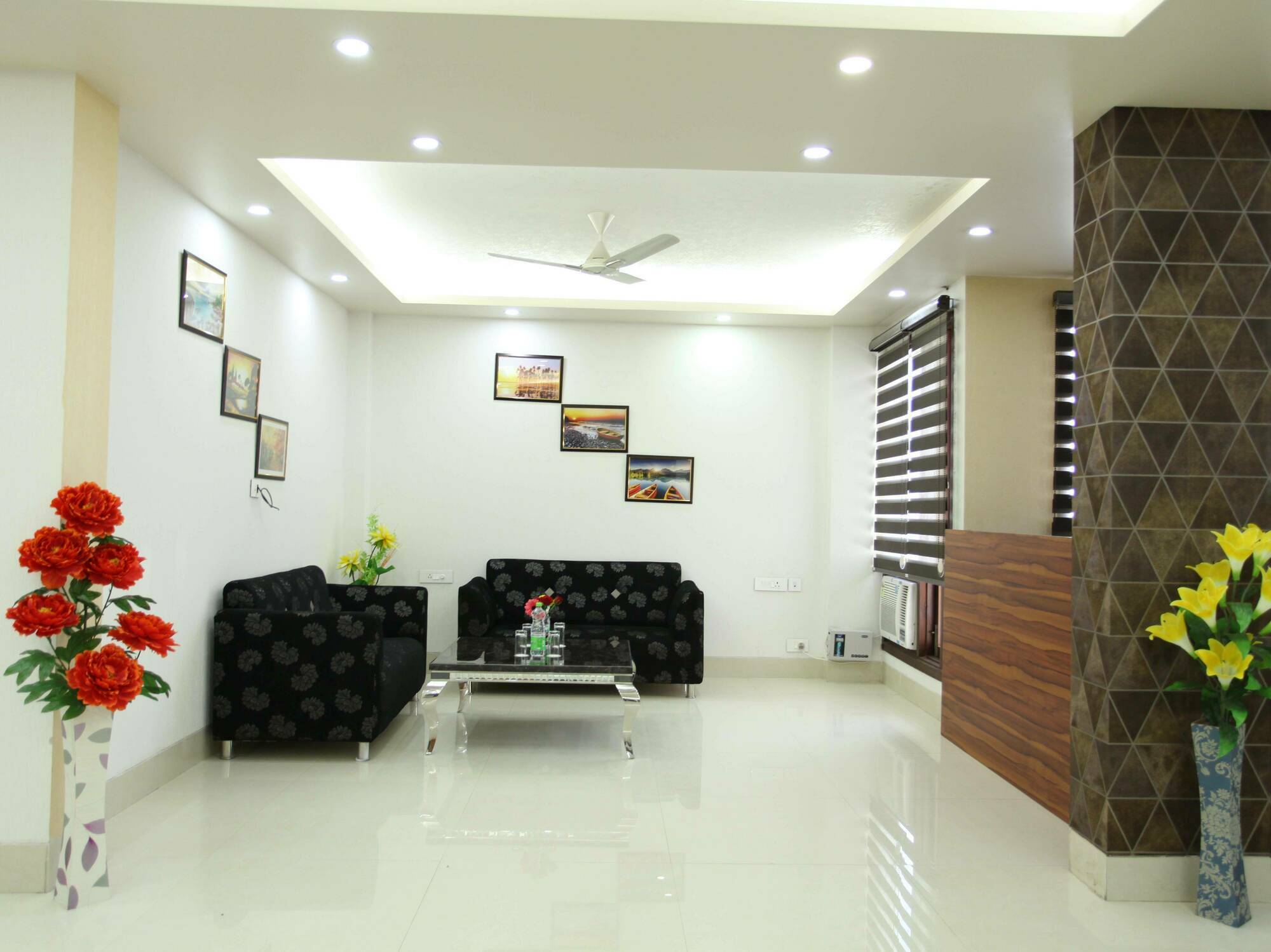 Hotel H.C Grand 3* New Delhi