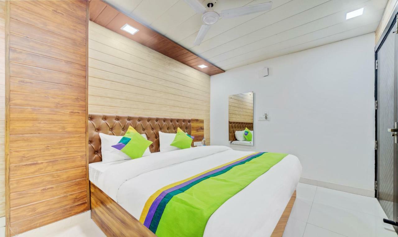 Nysha Palace Near Igi Airport New Delhi