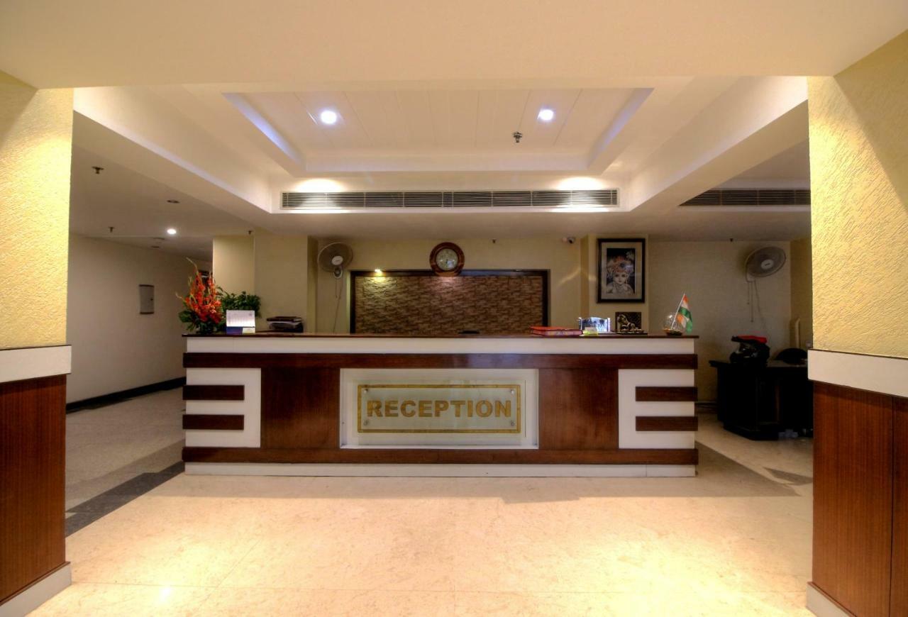 The Impress Near Delhi Airport 4*