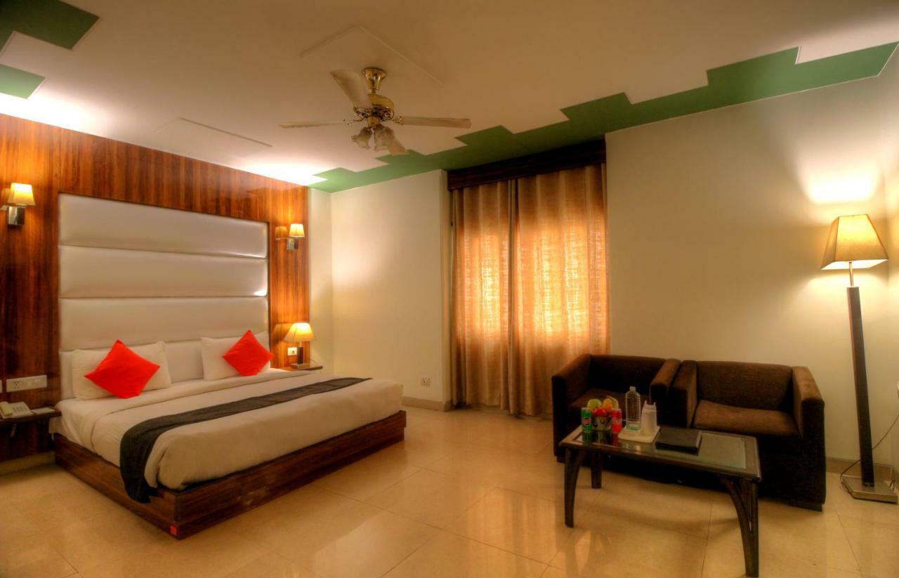 The Impress Near Delhi Airport 4*
