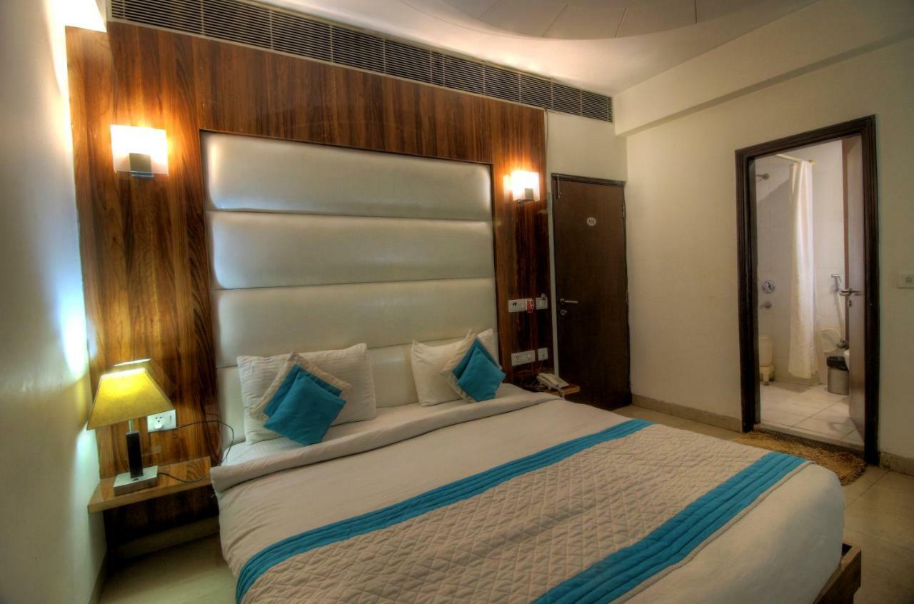 The Impress Near Delhi Airport