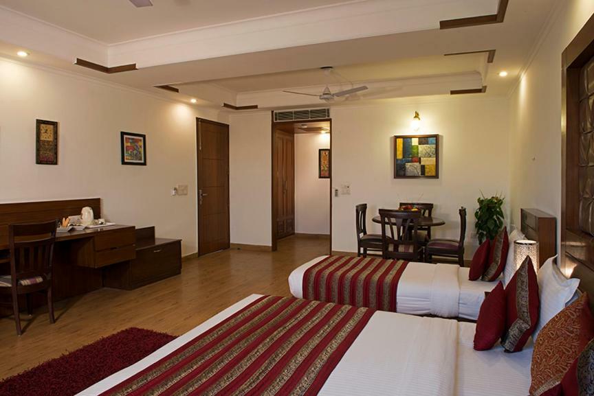 Anila 3*