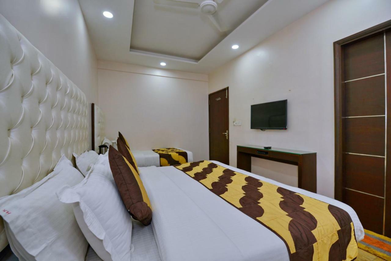 Kabeer New @ New Railway Station Hotel Delhi (National Capital Territory of India)