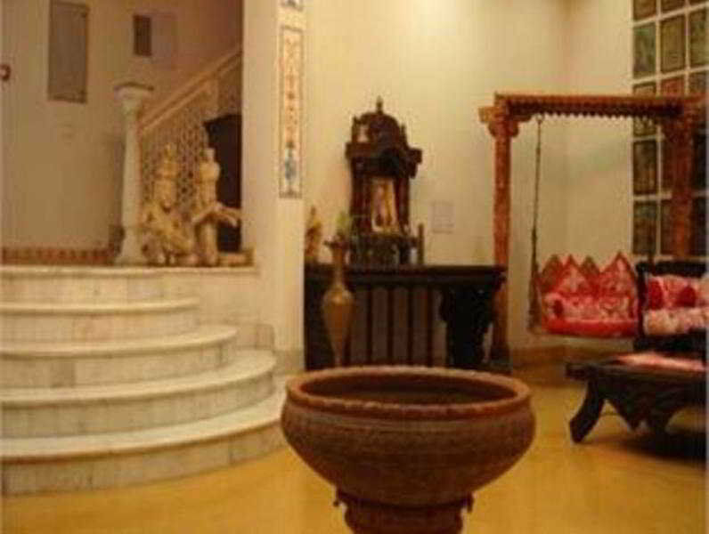 Hotel Staybook-jyoti Mahal A Heritage
