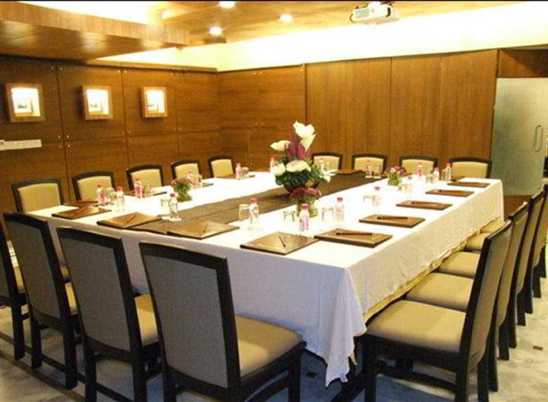 Rockland Hotel, C.r Park 4*