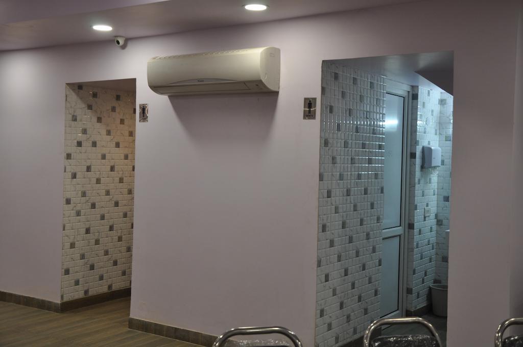 Excel Apartment *