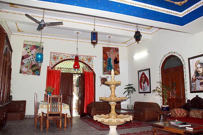 K S Palace 2* New Delhi