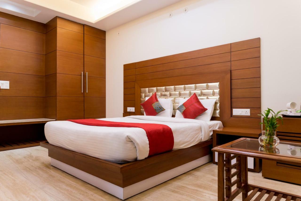 Hotel Sm Palace 3*