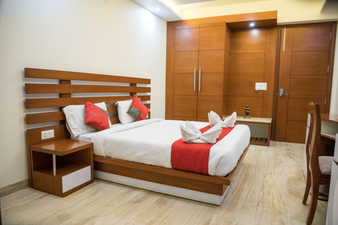 Sm Palace Hotel 3*