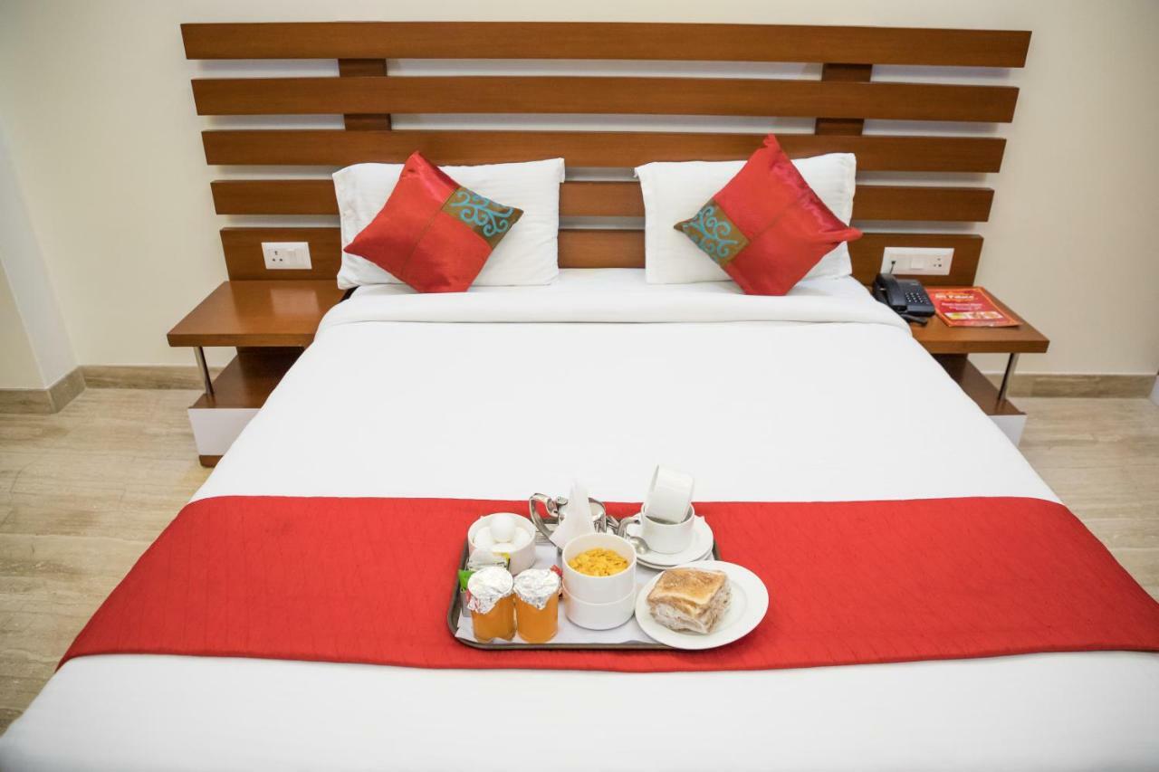 Sm Palace Hotel New Delhi