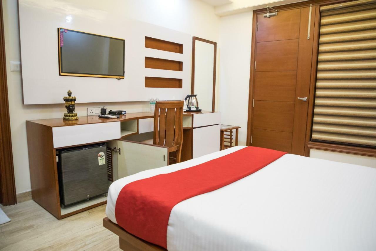 Hotel Sm Palace New Delhi