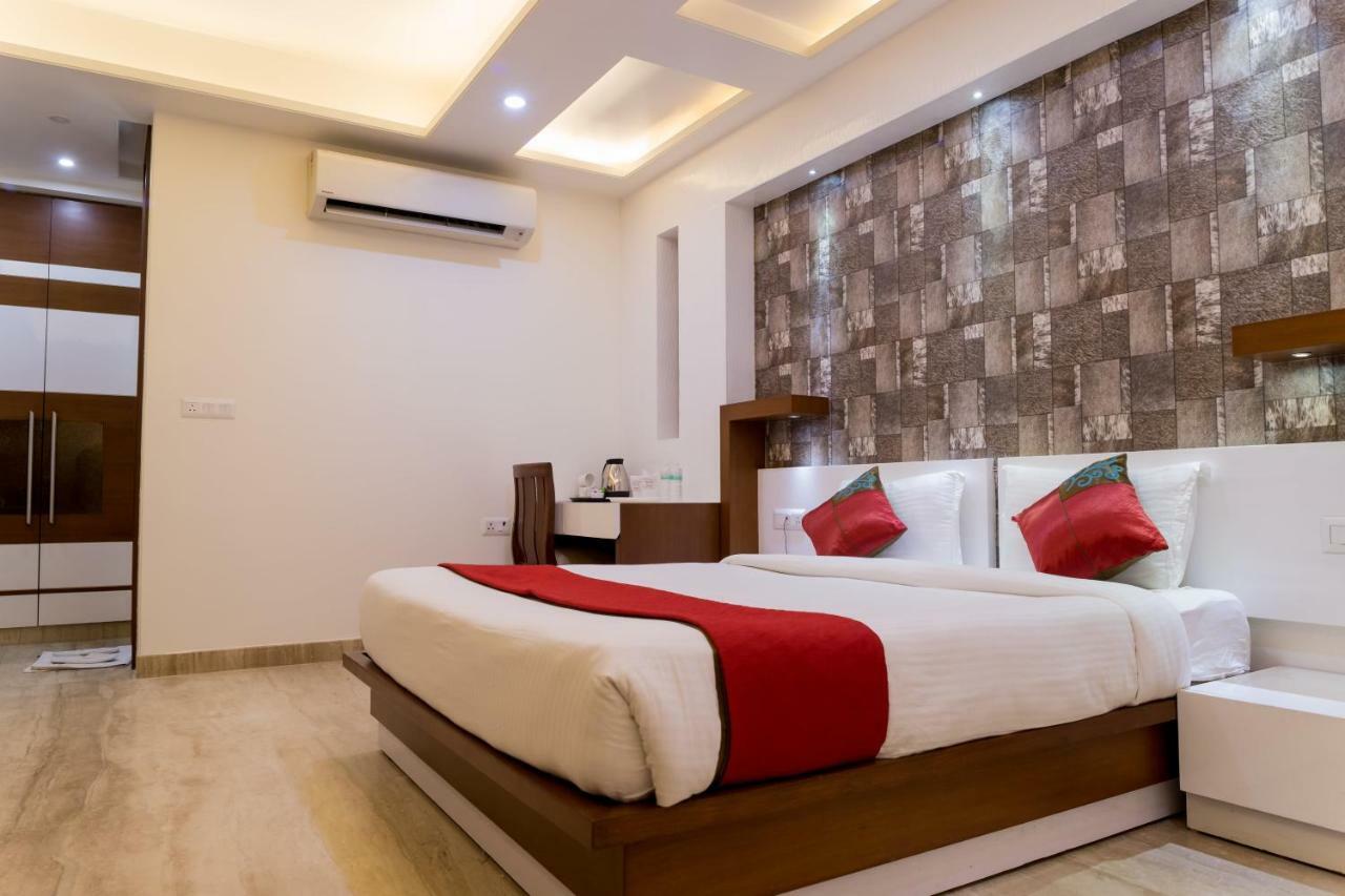 Hotel Sm Palace 3*