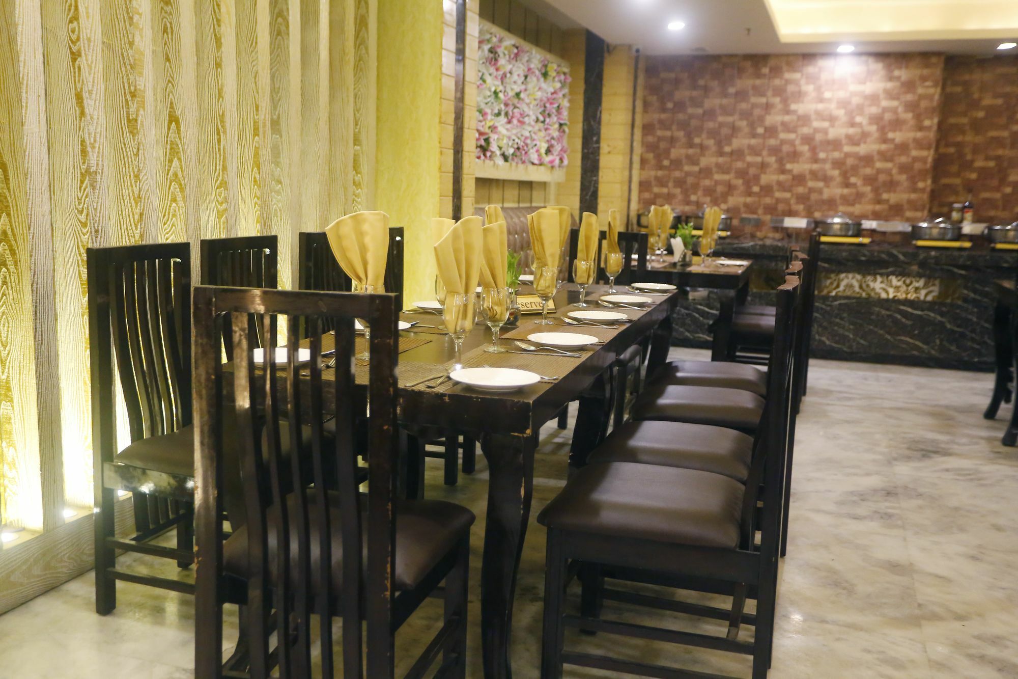 Hotel S.k Crown Park Naraina 3*