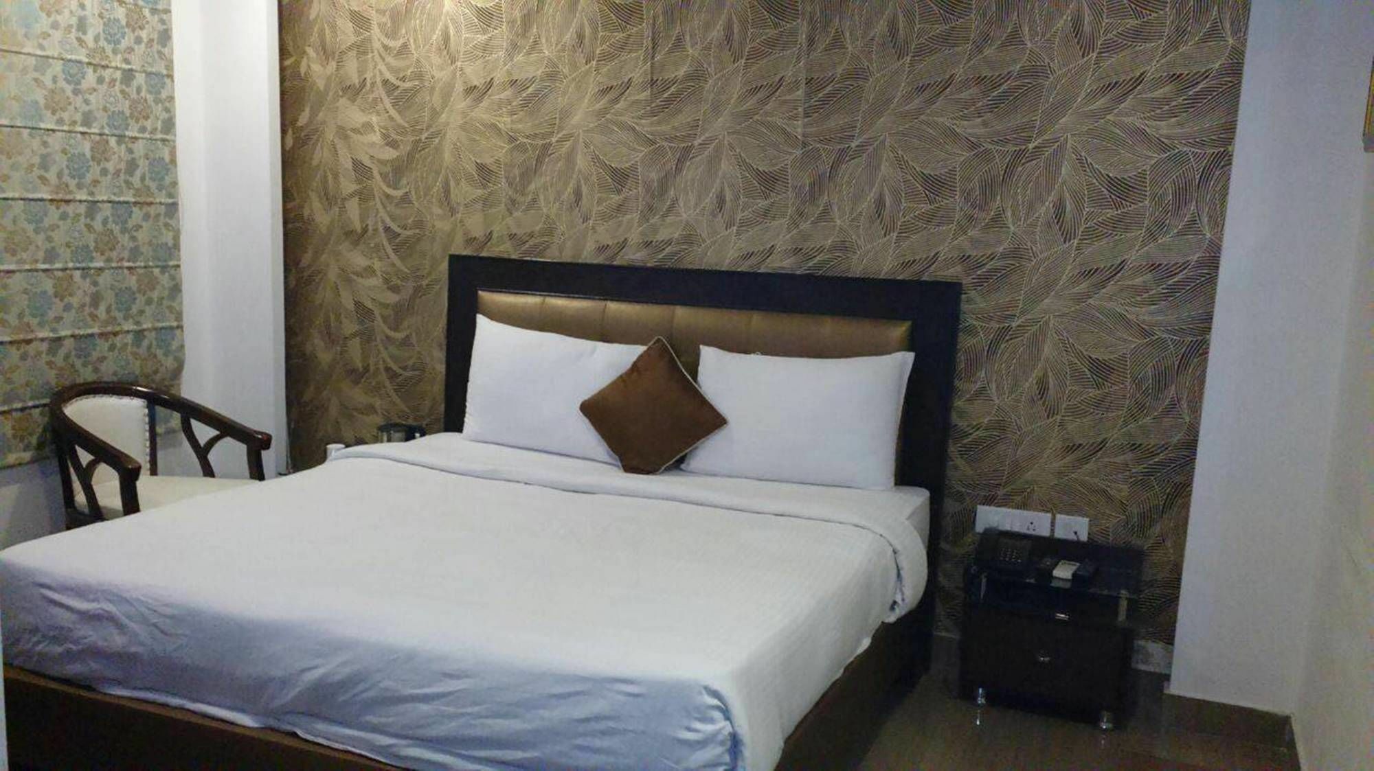 Hotel Fabhotel Rs Gera - Nr Nehru Place Market 3*