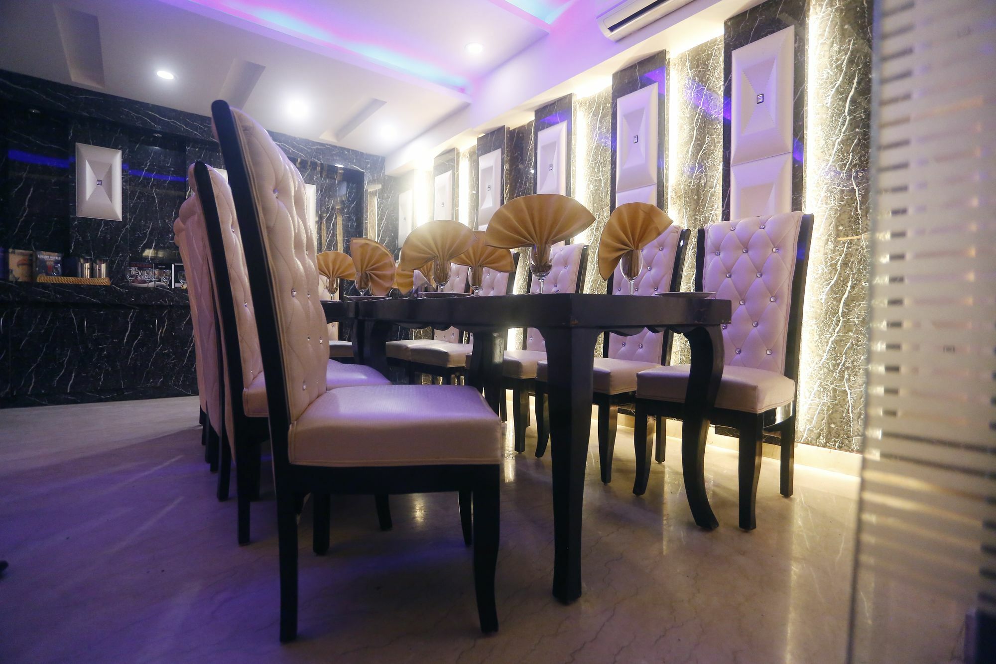 S.k Crown Park Naraina New Delhi
