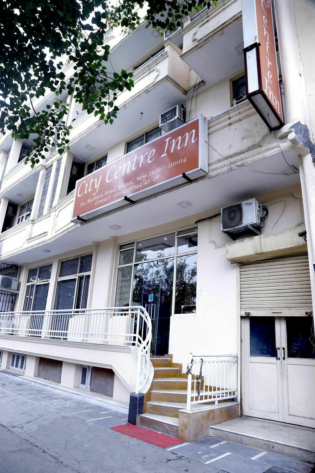 Hotel Centre Nizamuddin New Delhi