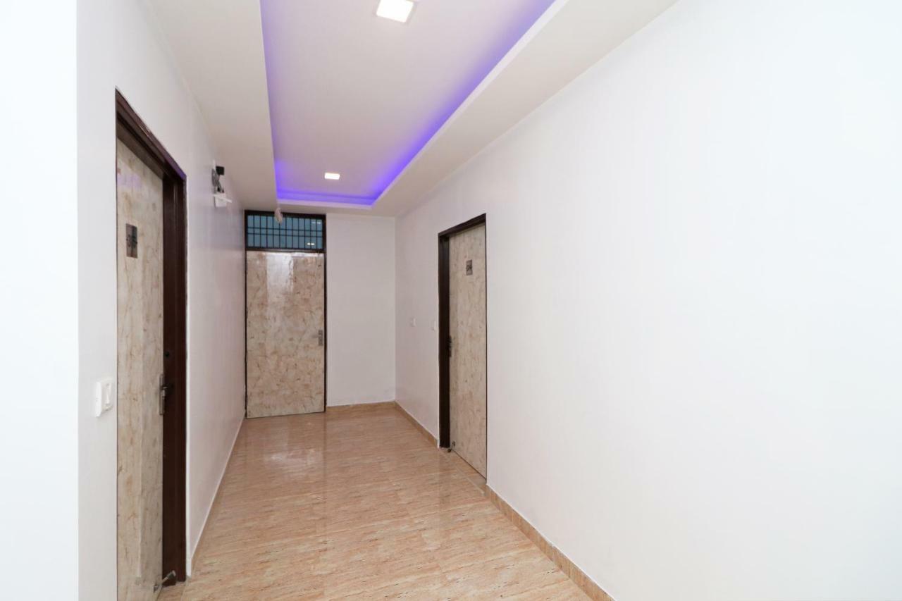 Aero Lift Delhi Airport Mahipalpur 3* New Delhi