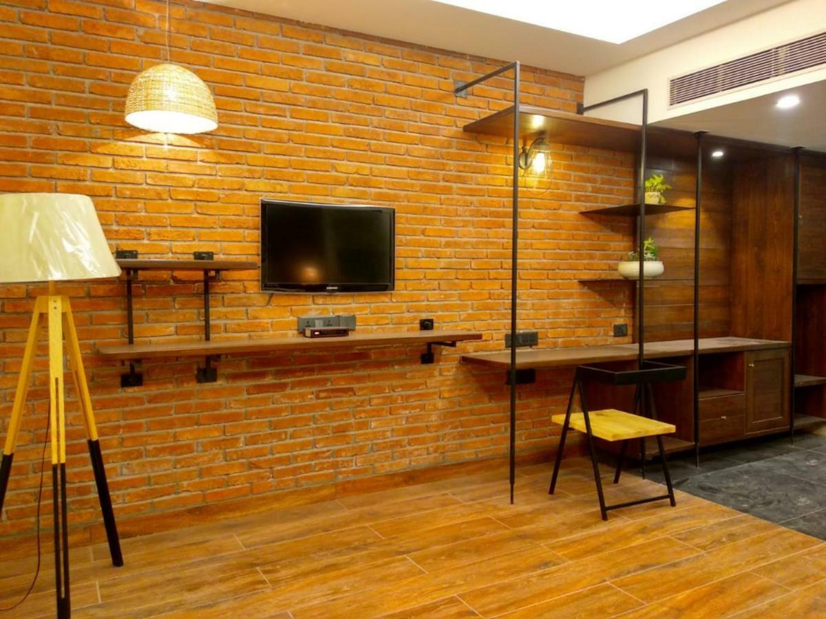 Hotel Virohaa New Delhi