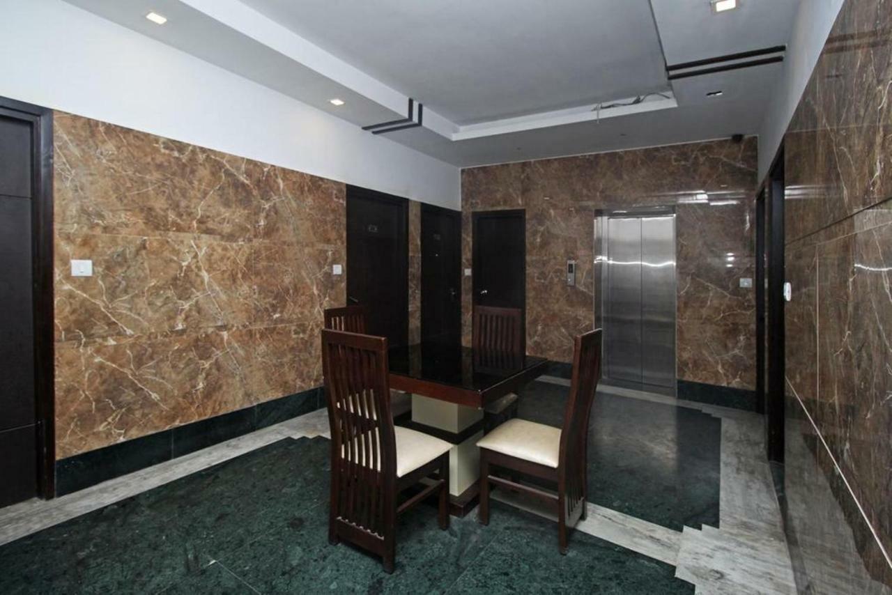 Arihant Inn-near Blk Hospital 2*