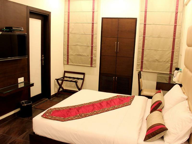 Amrapali Grand