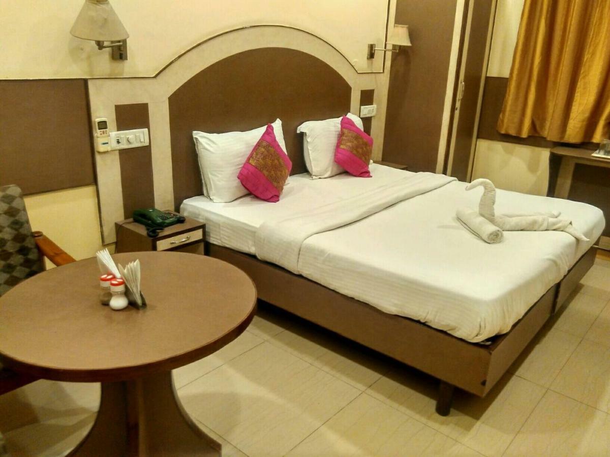 Rama Deluxe Hotel