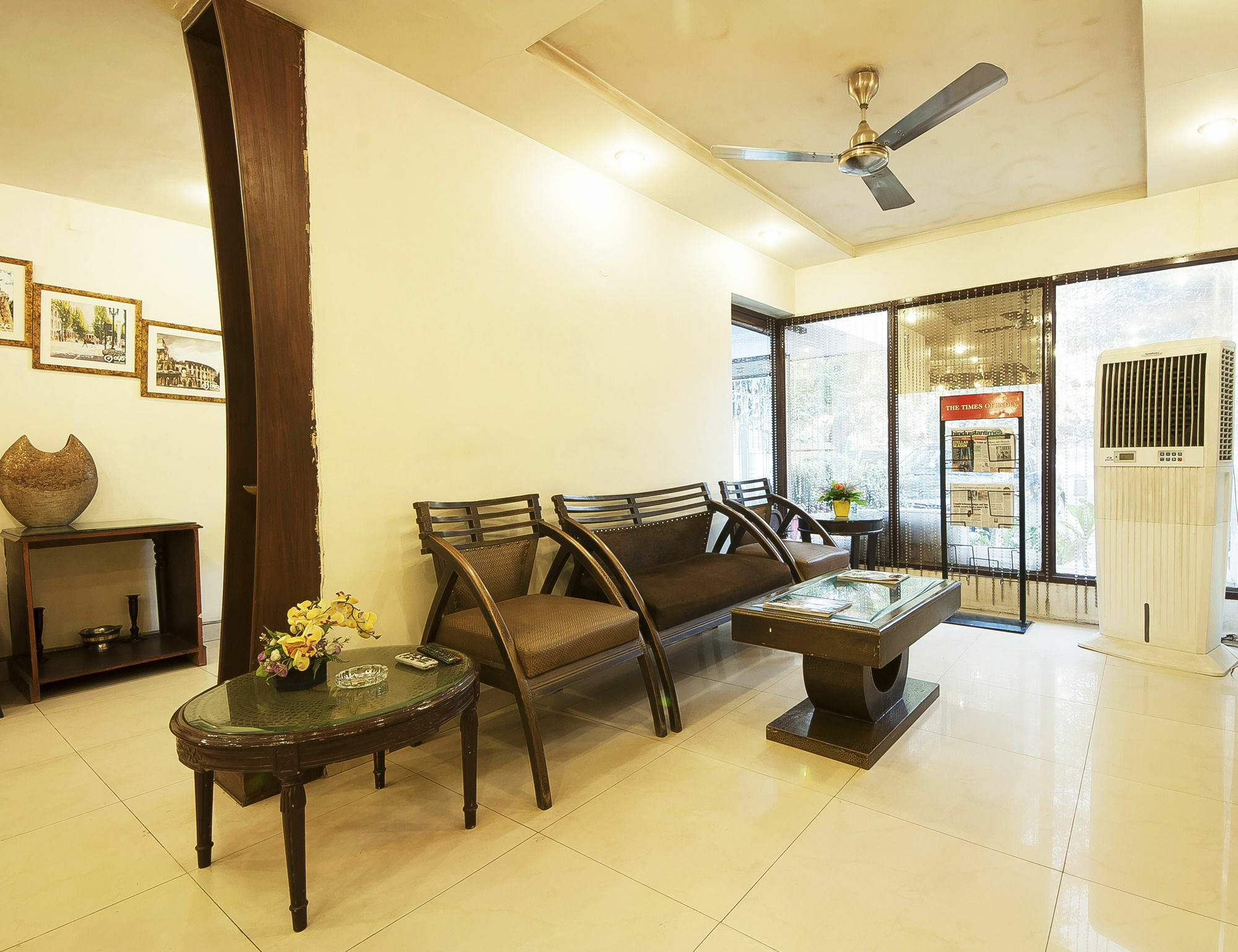 Golden Leaf Hotel New Delhi