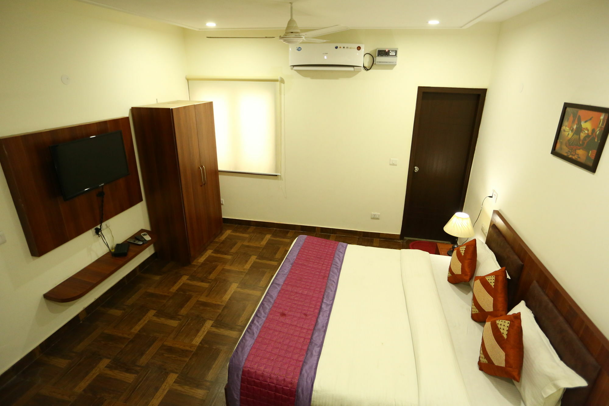 Clayton Near Igi Airport Delhi New Delhi