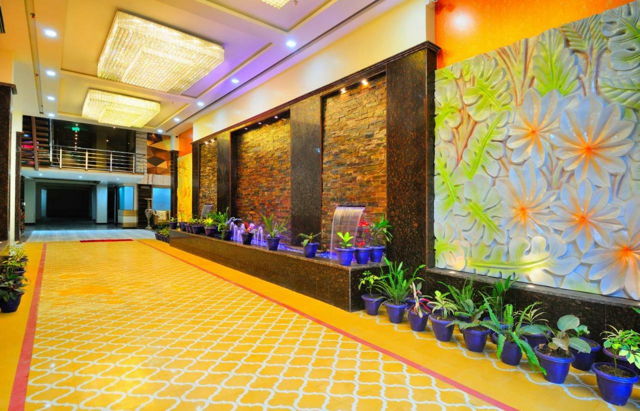 The Grand Uddhav Nova Deli