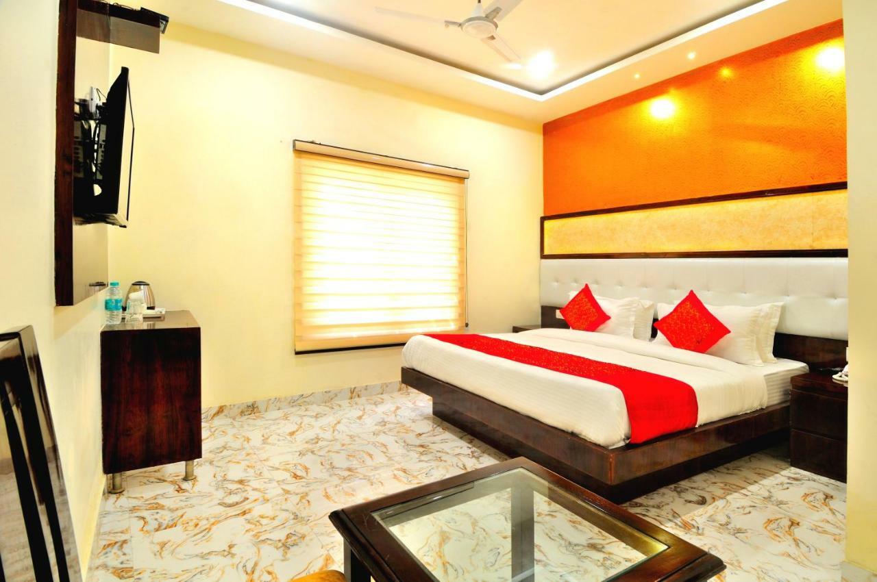 The Grand Uddhav Hotel 3*