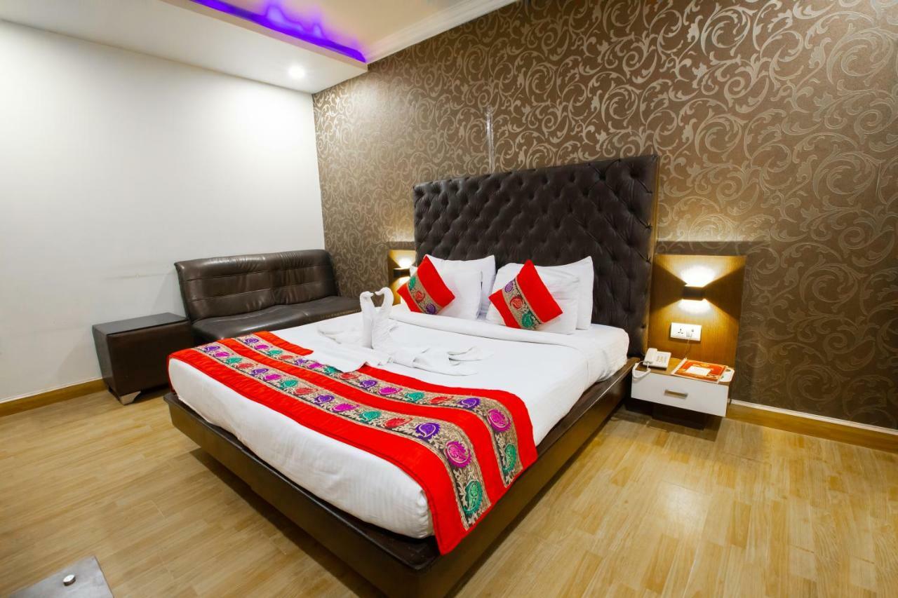 Surya International 3*