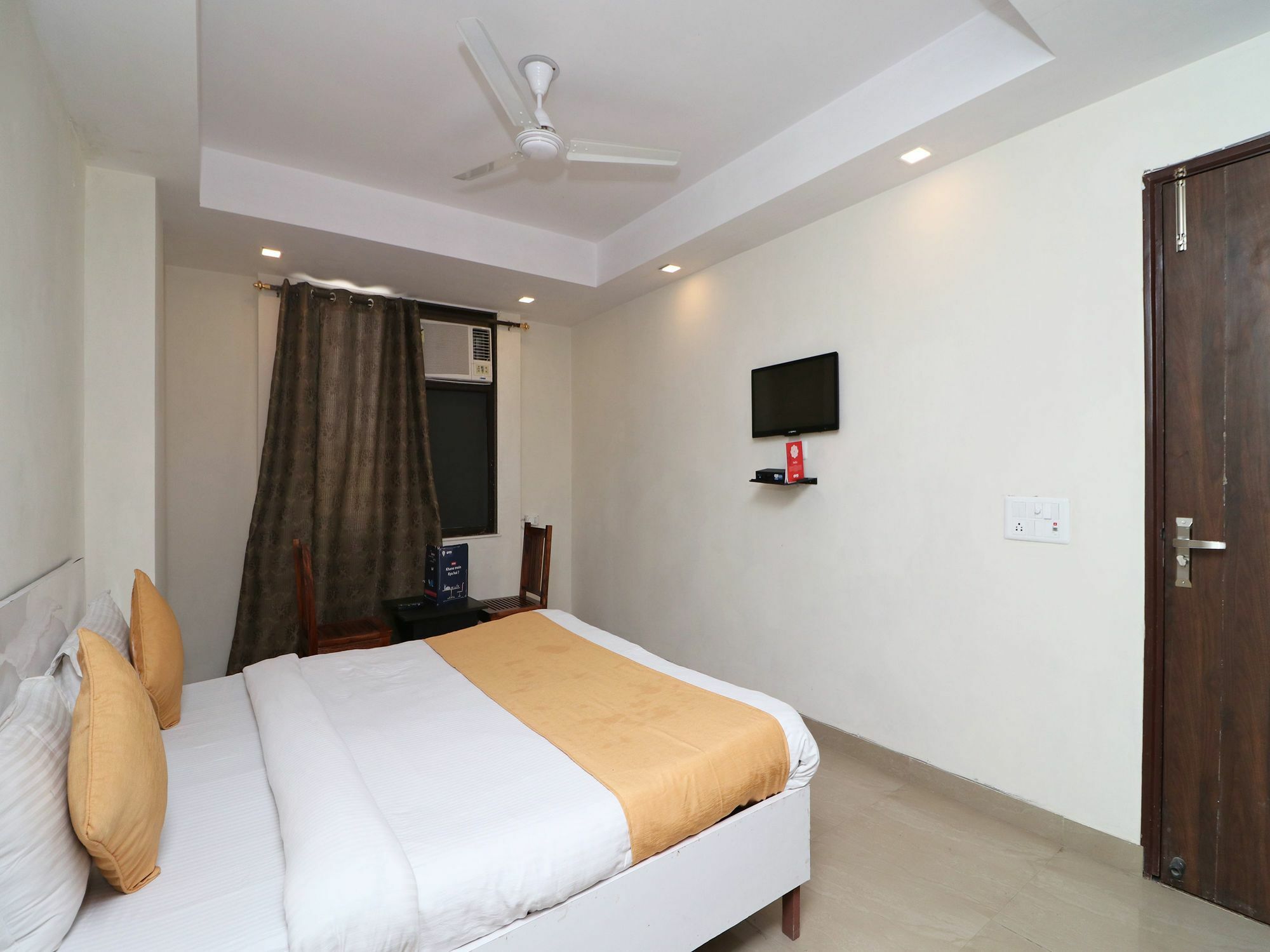 Oyo 13301 Mayesha Residency Hotel