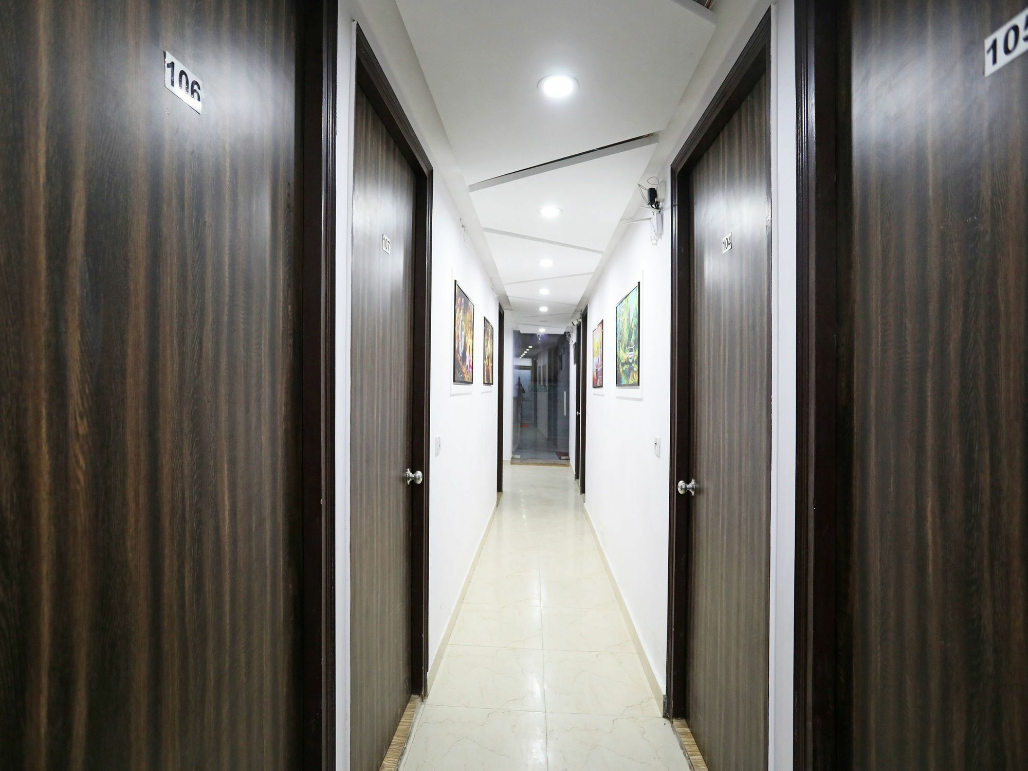 Hotel Oyo 10795 Rs Residency