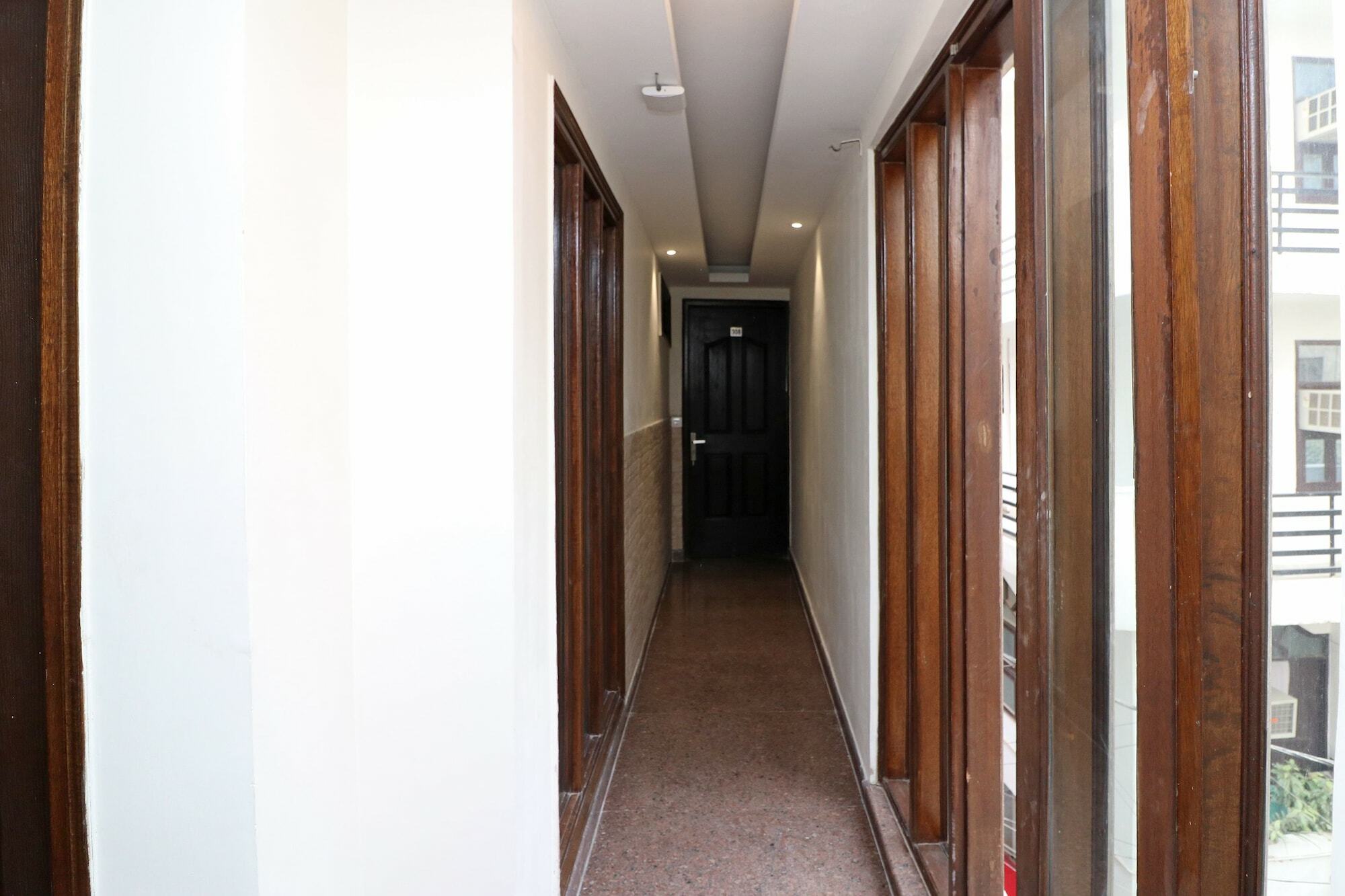 Super Townhouse Rohini Sector 23 Delhi (National Capital Territory of India)