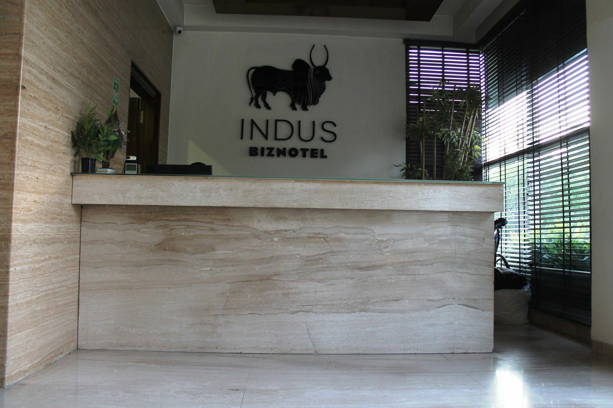 Indus Biznotel Nova Deli