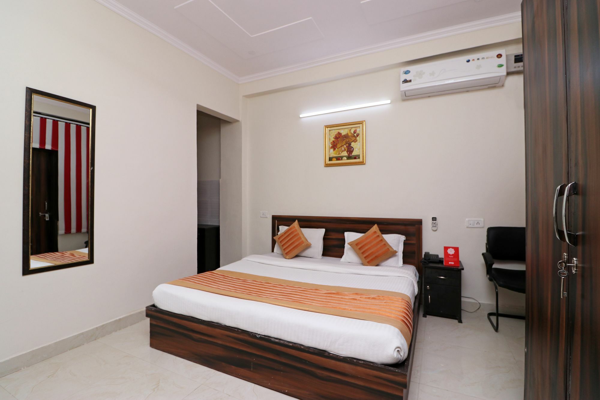 Oyo 10439 The Castle 3* New Delhi